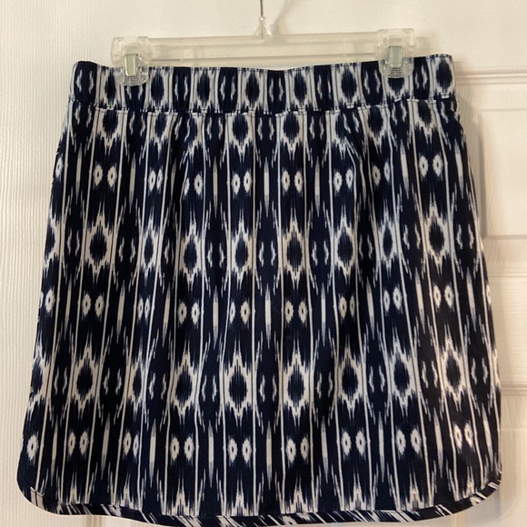 Athleta Skorts size S excellent condition two front pockets with zipper - Picture 5 of 12